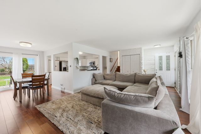 843 S School Street, Lombard, IL 60148