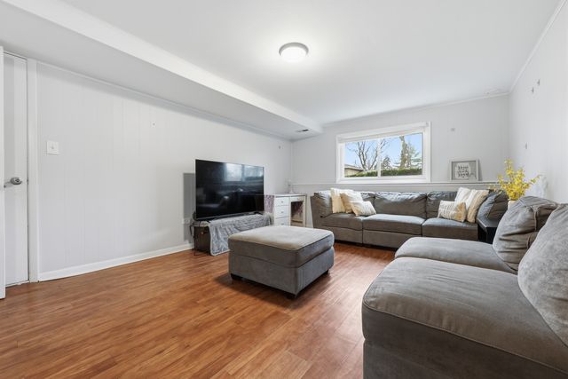 843 S School Street, Lombard, IL 60148