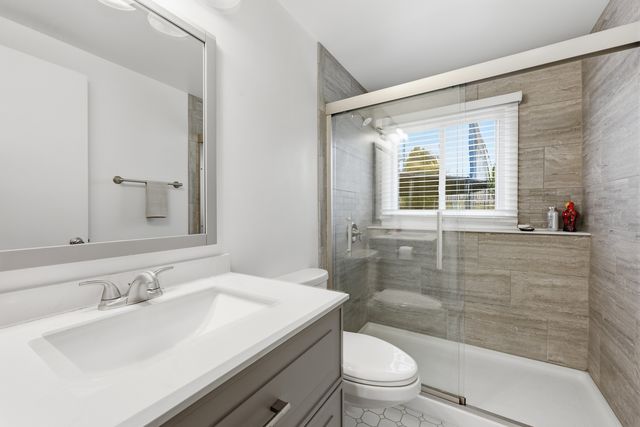 843 S School Street, Lombard, IL 60148