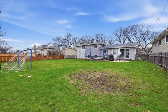 843 S School Street, Lombard, IL 60148