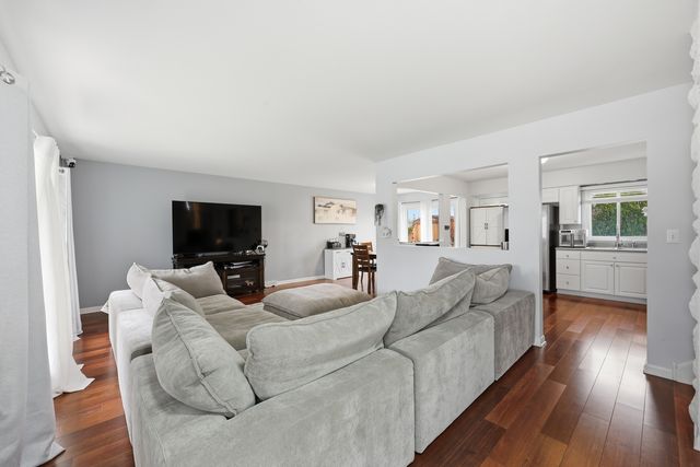 843 S School Street, Lombard, IL 60148