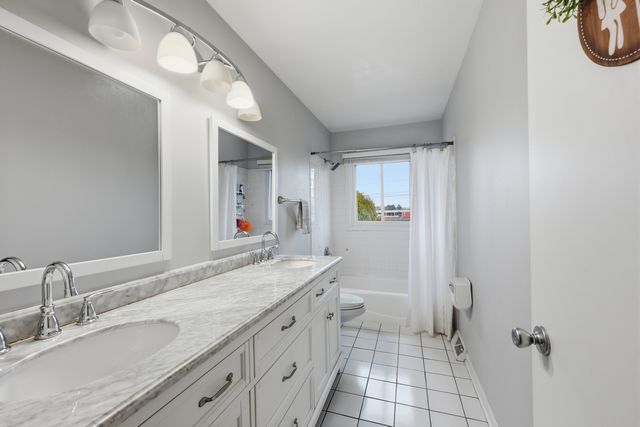 843 S School Street, Lombard, IL 60148