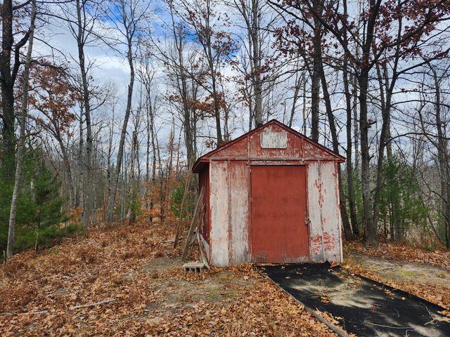 10544 N Lazy Lane, Bitely, MI 49309