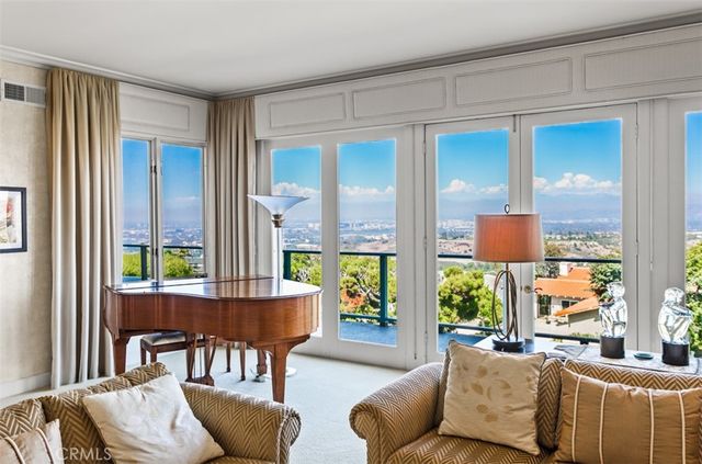 17 Napoli, Newport Beach, CA 92660