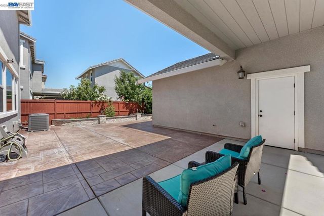 232 E Ramsey Dr, Mountain House, CA 95391