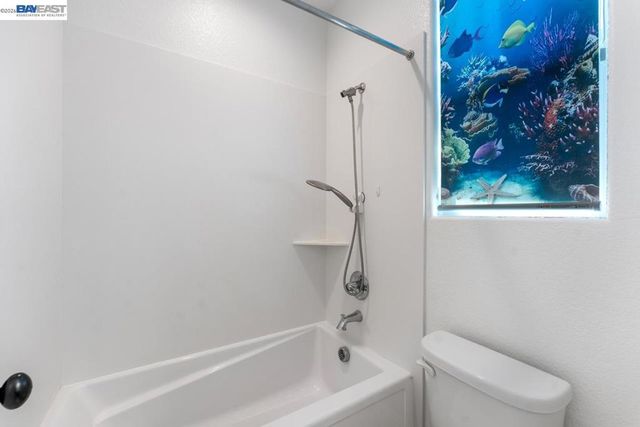232 E Ramsey Dr, Mountain House, CA 95391