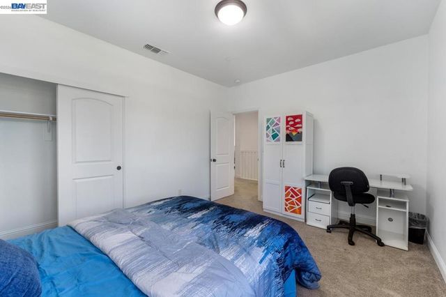 232 E Ramsey Dr, Mountain House, CA 95391
