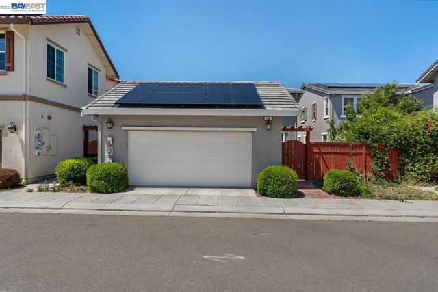 232 E Ramsey Dr, Mountain House, CA 95391