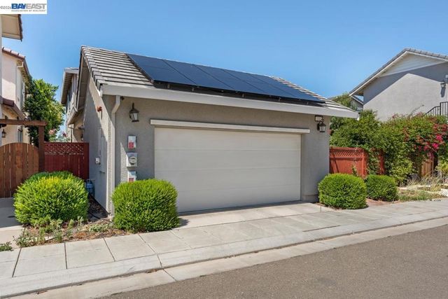 232 E Ramsey Dr, Mountain House, CA 95391