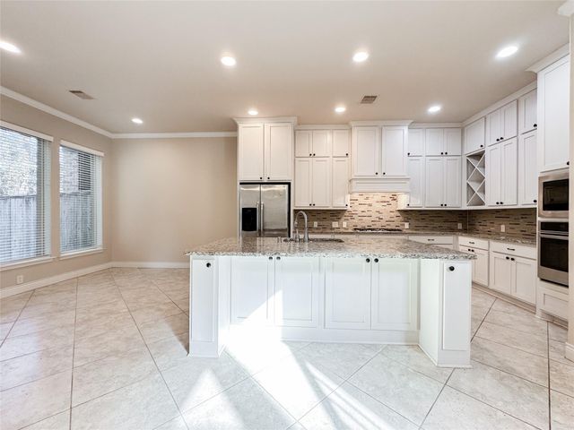 23 Jonquil Place, Tomball, TX 77375