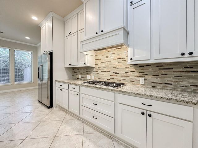 23 Jonquil Place, Tomball, TX 77375