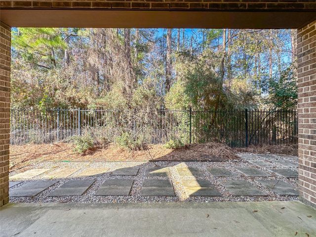 23 Jonquil Place, Tomball, TX 77375