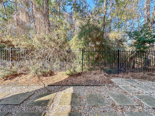 23 Jonquil Place, Tomball, TX 77375