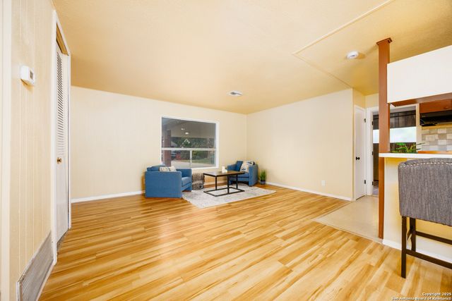 706 Timilo, San Antonio, TX 78219