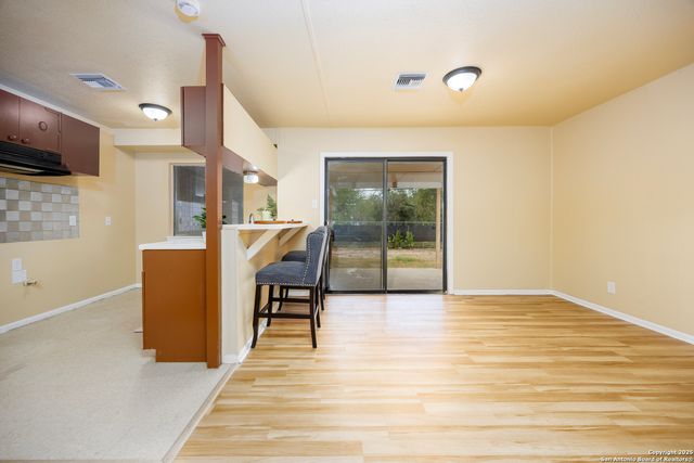 706 Timilo, San Antonio, TX 78219