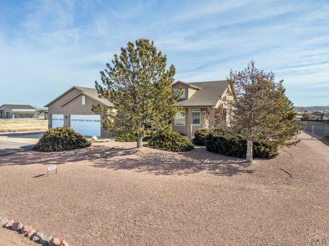 970 S Bayonne Dr, Pueblo West, CO 81007