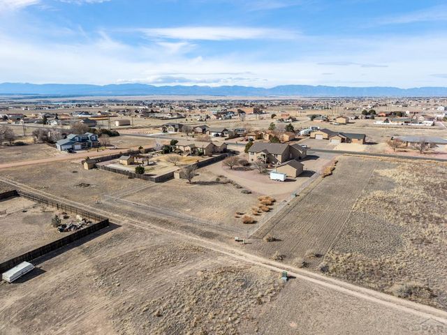 970 S Bayonne Dr, Pueblo West, CO 81007