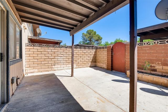 6156 Meadow Vista Lane, Las Vegas, NV 89103