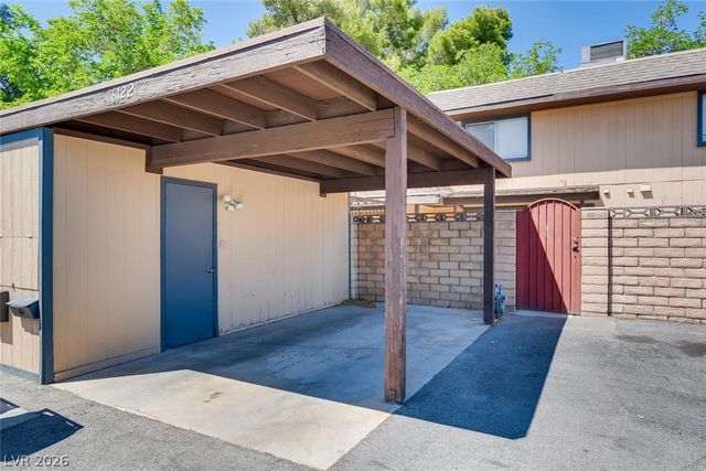 6156 Meadow Vista Lane, Las Vegas, NV 89103