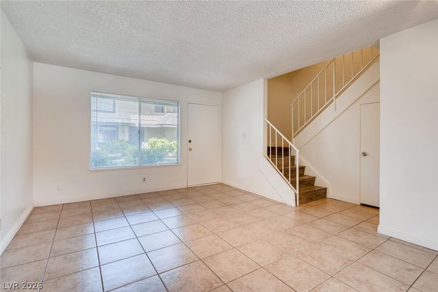 6156 Meadow Vista Lane, Las Vegas, NV 89103