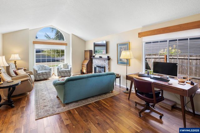 407 Mountainview Ct, Newberg, OR 97132