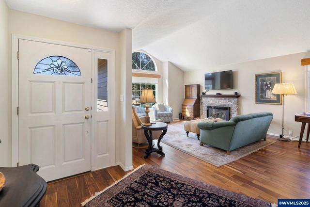 407 Mountainview Ct, Newberg, OR 97132