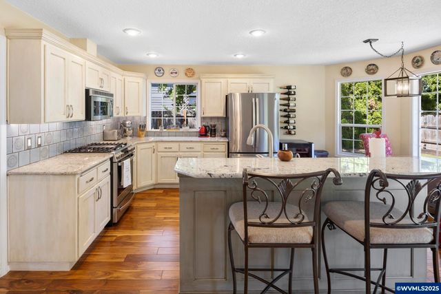 407 Mountainview Ct, Newberg, OR 97132