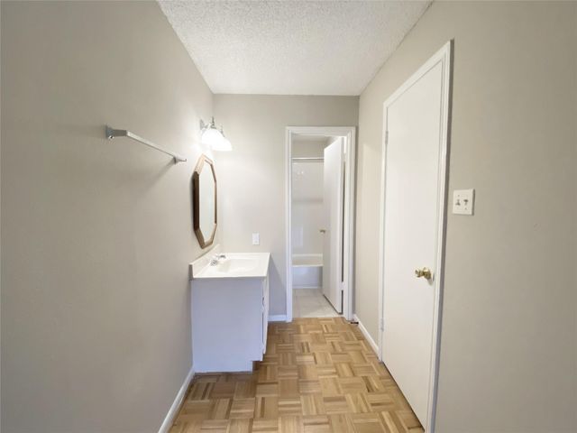 8499 Sands Point Drive, Houston, TX 77036