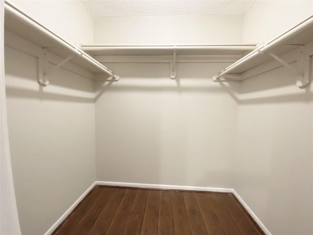 8499 Sands Point Drive, Houston, TX 77036