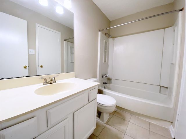 8499 Sands Point Drive, Houston, TX 77036