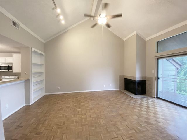 8499 Sands Point Drive, Houston, TX 77036