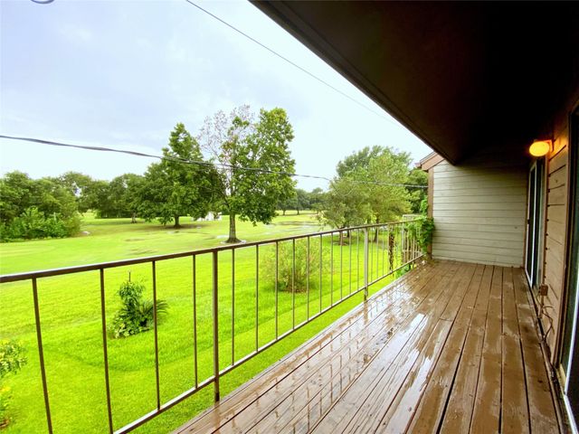 8499 Sands Point Drive, Houston, TX 77036