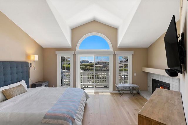 2921 Sandy Pointe 3, Del Mar, CA 92014