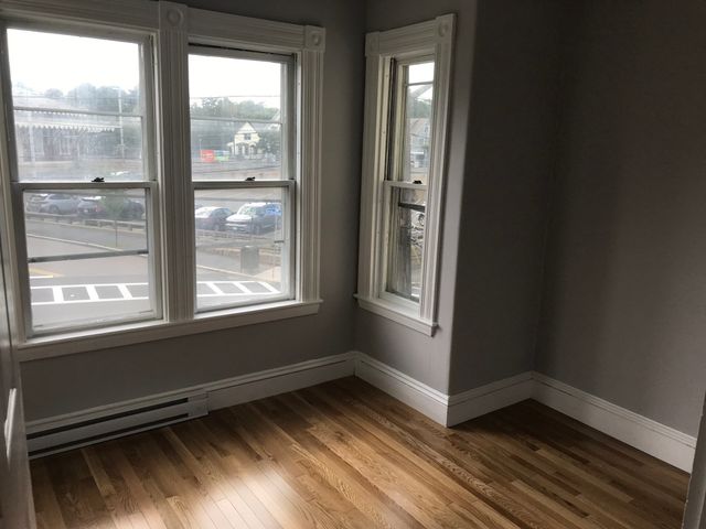 199 Burrill Street 2, Swampscott, MA 01907