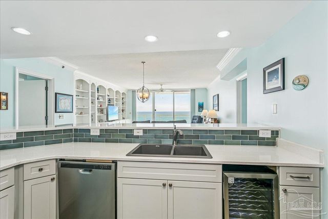 8269 Gulf Blvd 502, Navarre Beach, FL 32566