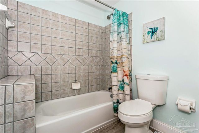 8269 Gulf Blvd 502, Navarre Beach, FL 32566