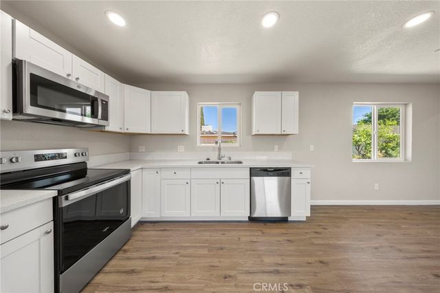 1209 Peach, Livingston, CA 95334