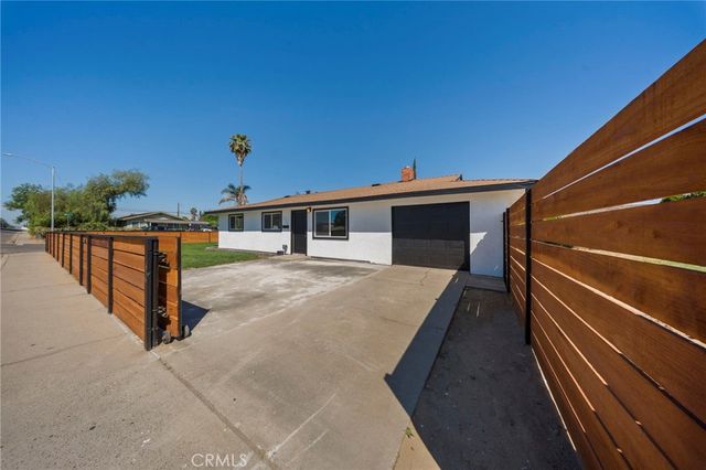1209 Peach, Livingston, CA 95334