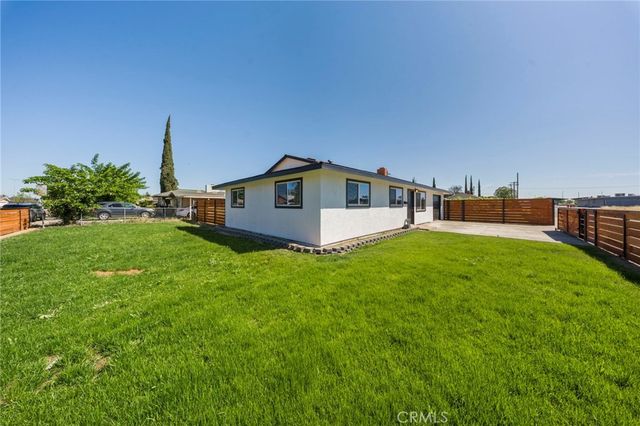 1209 Peach, Livingston, CA 95334