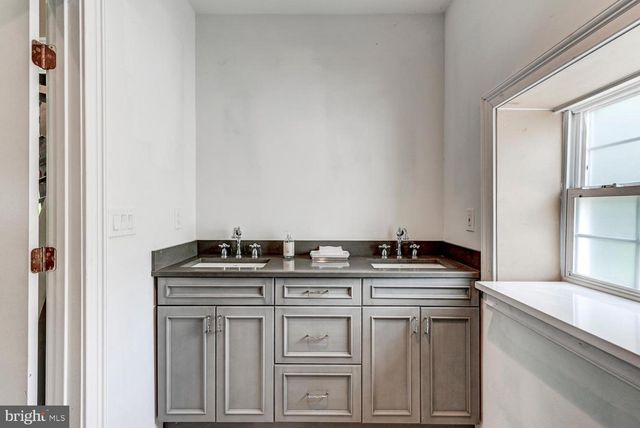 2546 HOLLINGSWORTH RD, Reisterstown, MD 21136