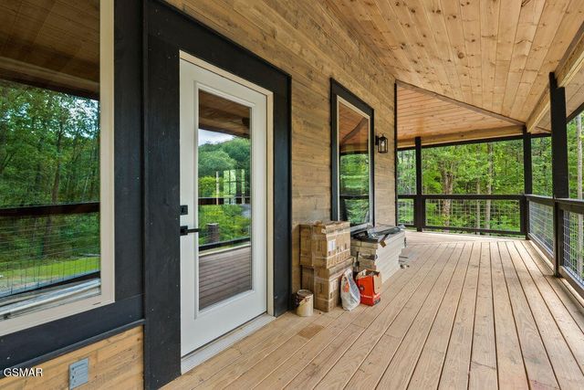 2176 Spurling Road, Sevierville, TN 37862