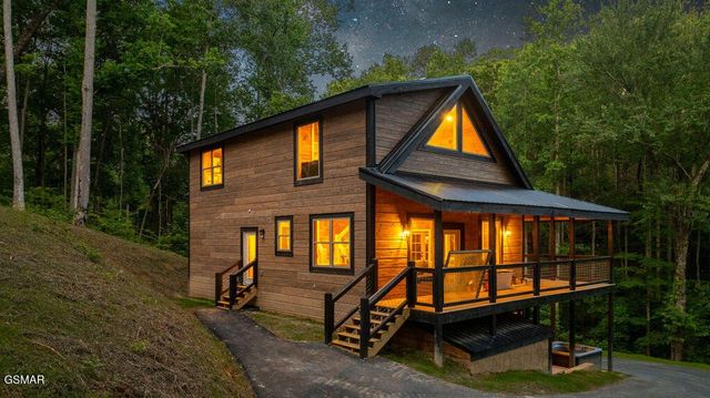2176 Spurling Road, Sevierville, TN 37862