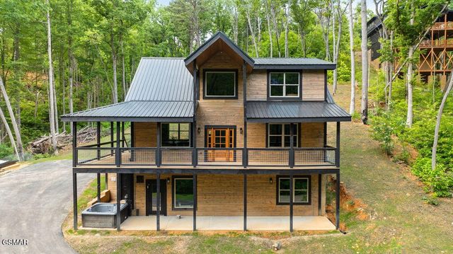 2176 Spurling Road, Sevierville, TN 37862