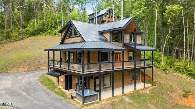2176 Spurling Road, Sevierville, TN 37862