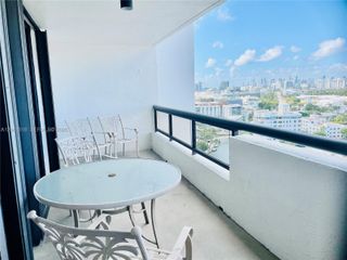 2555 Collins Avenue 2006, Miami Beach, FL 33140