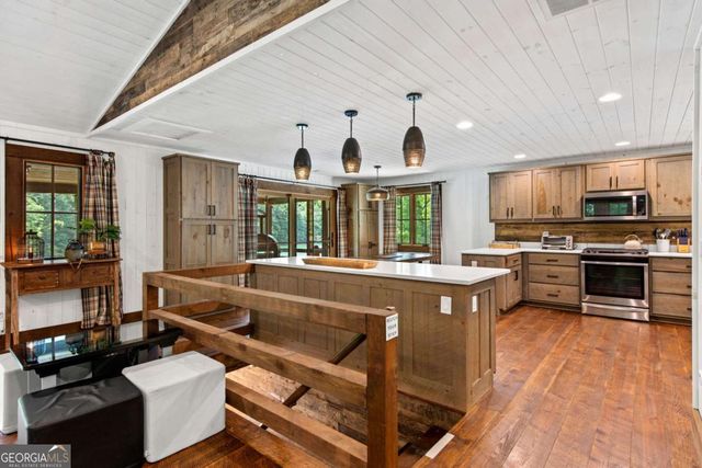 112 Tilley Ridge Road, Blue Ridge, GA 30513