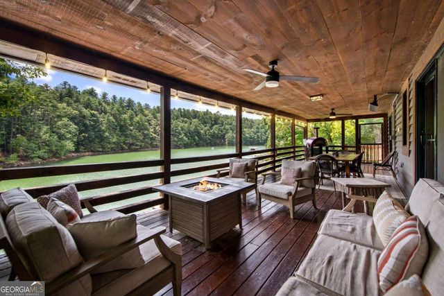 112 Tilley Ridge Road, Blue Ridge, GA 30513