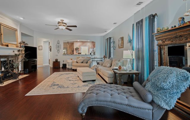 1209 Cannon Ln, Mount Juliet, TN 37122