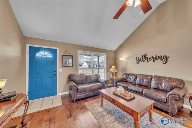 237 Tanner Point Drive, New Market, AL 35761