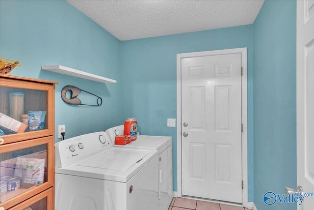 237 Tanner Point Drive, New Market, AL 35761